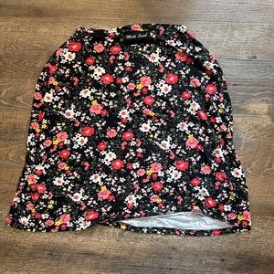 Milk Snob nursing cover/car seat cover